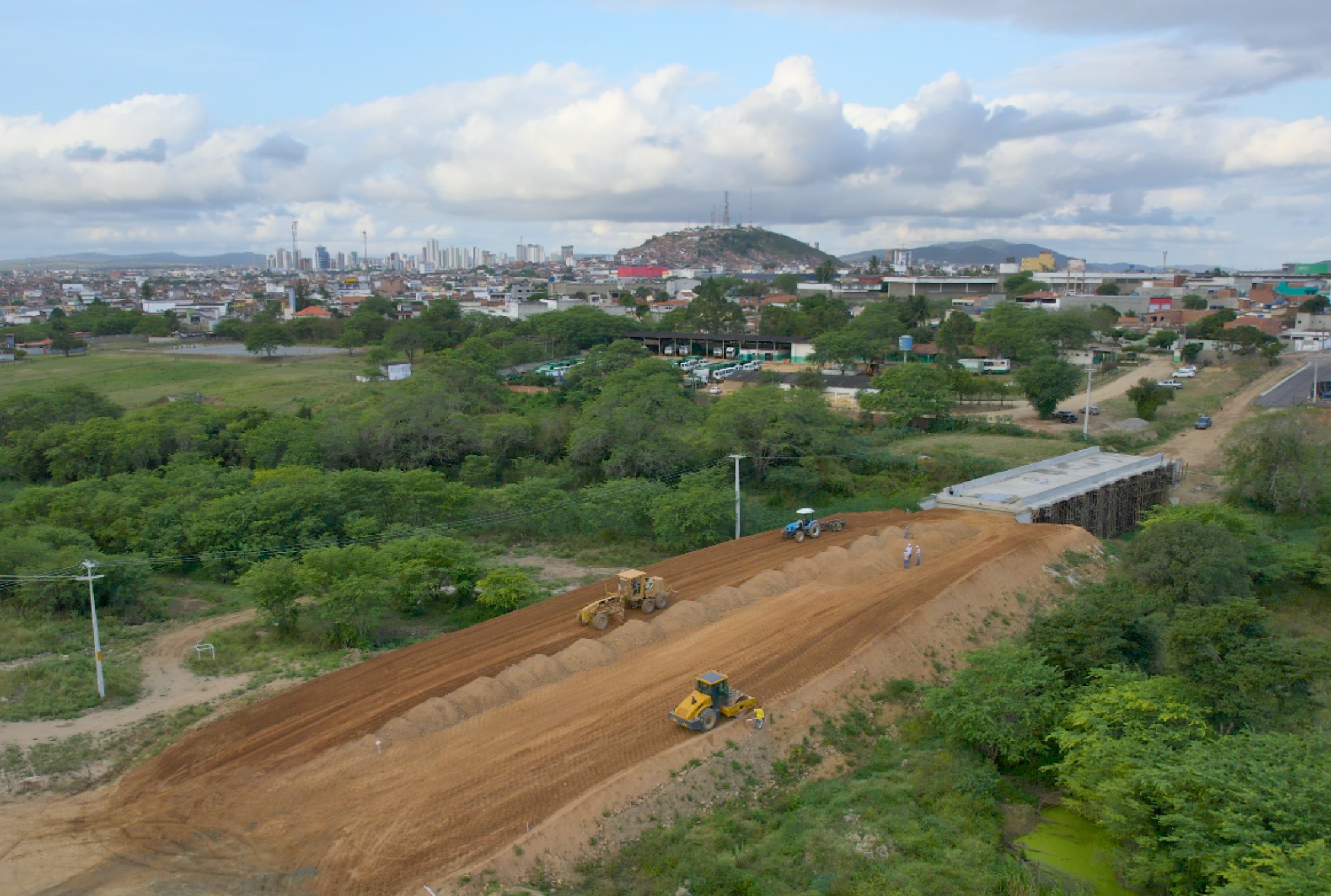 Caruaru ganha nova ponte, que cruza o Rio Ipojuca e facilita o acesso às BRs 104 e 232